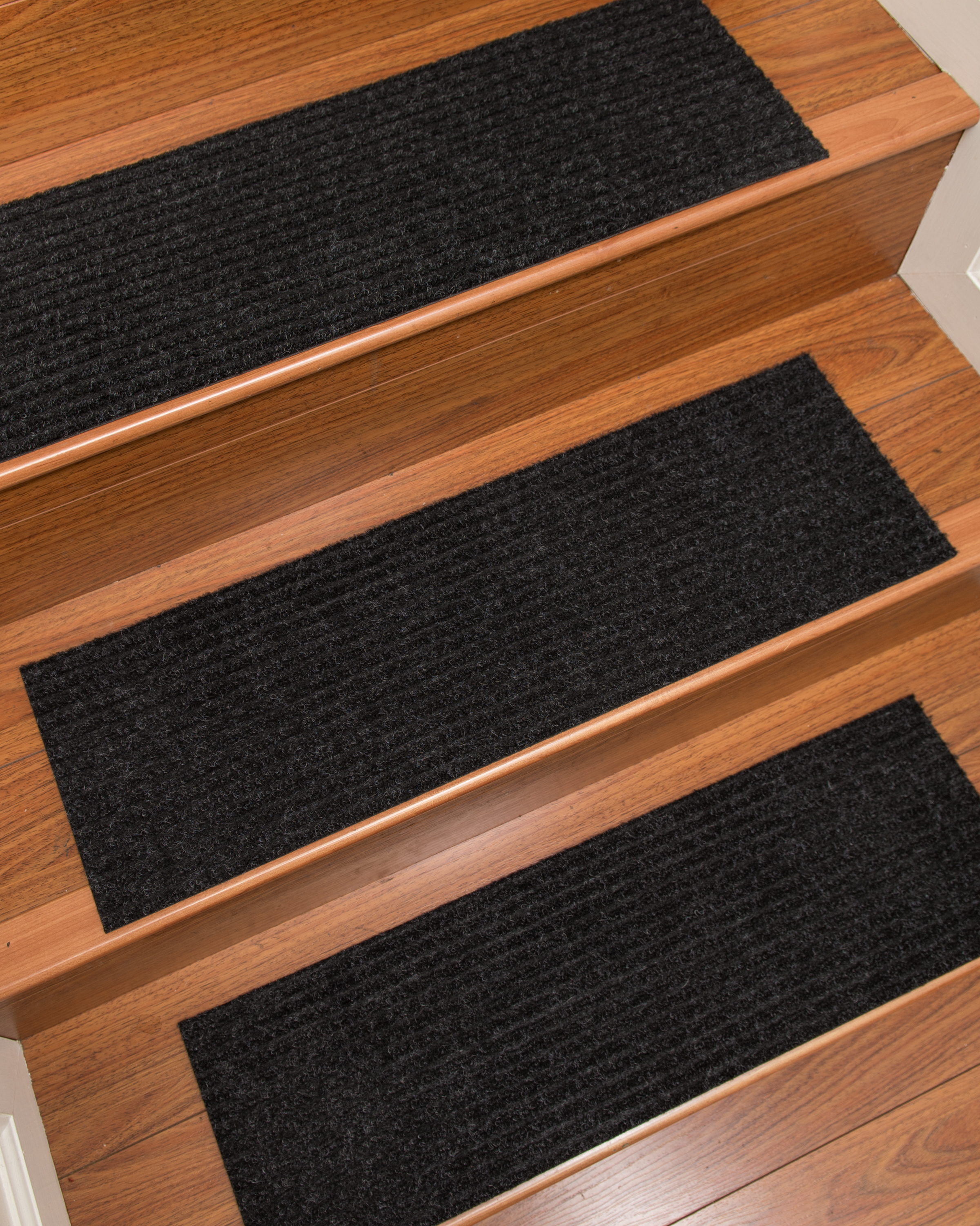 "Halton" Polyester, Handmade Stair Treads Carpet (9"x 29")